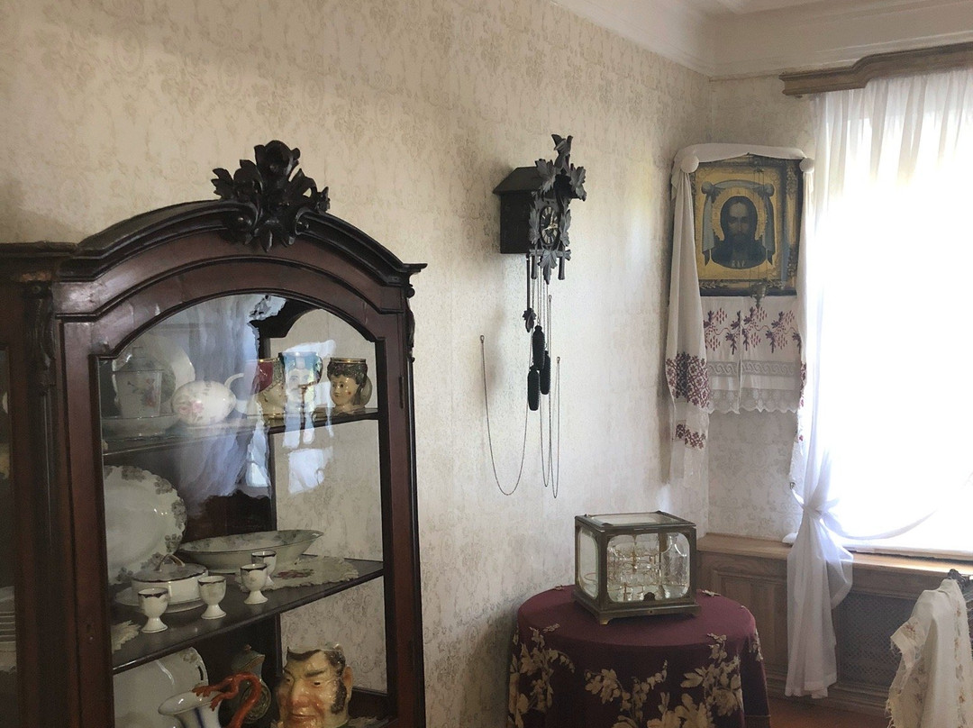 Shishkin Memorial House Museum景点图片