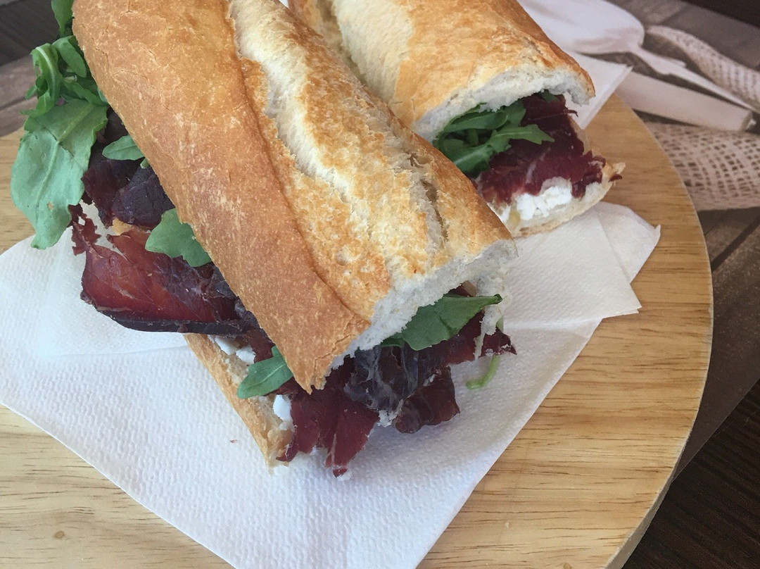 Domus Aurea-Muravera必去景点