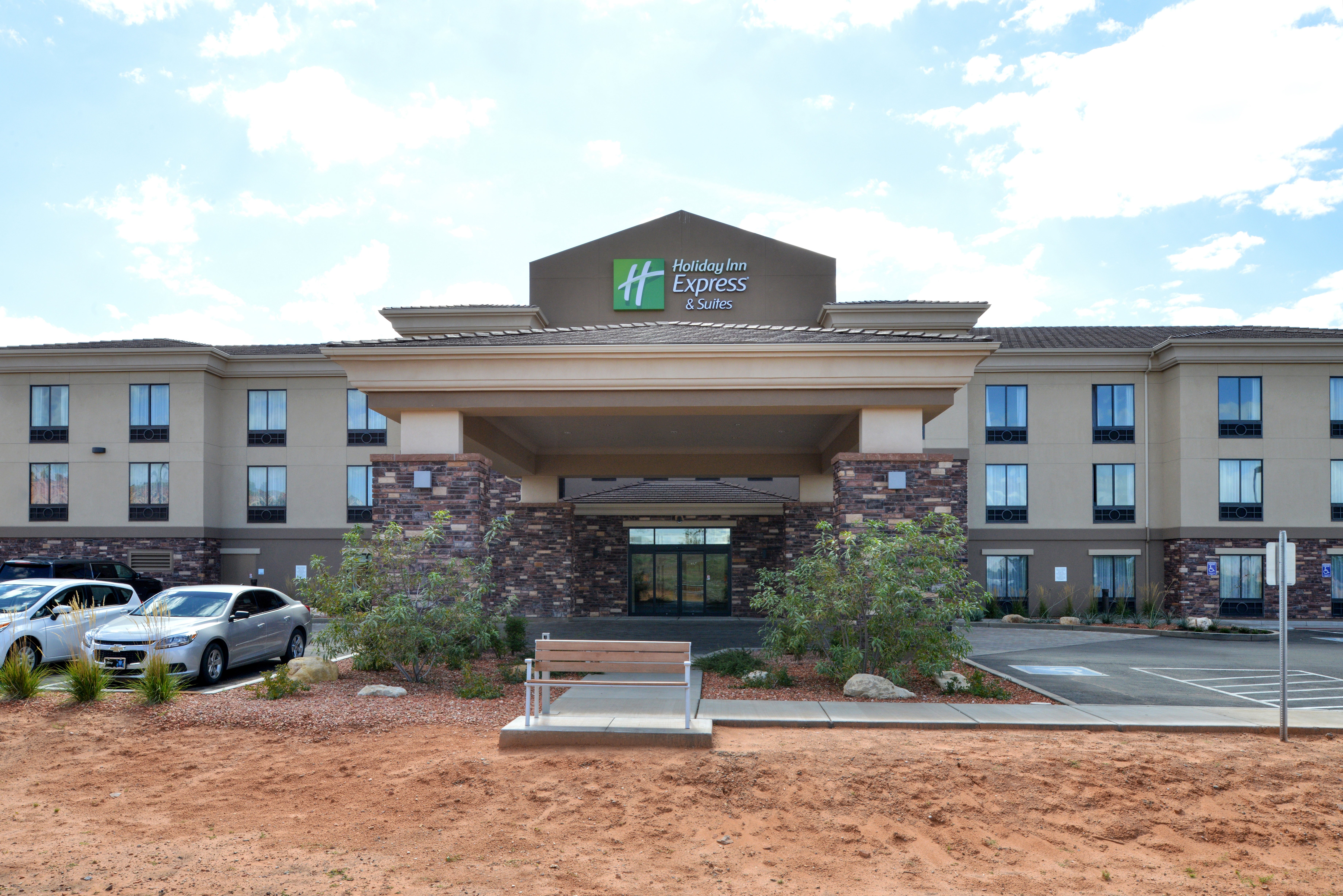 佩吉智选假日酒店-鲍威尔湖区-官方