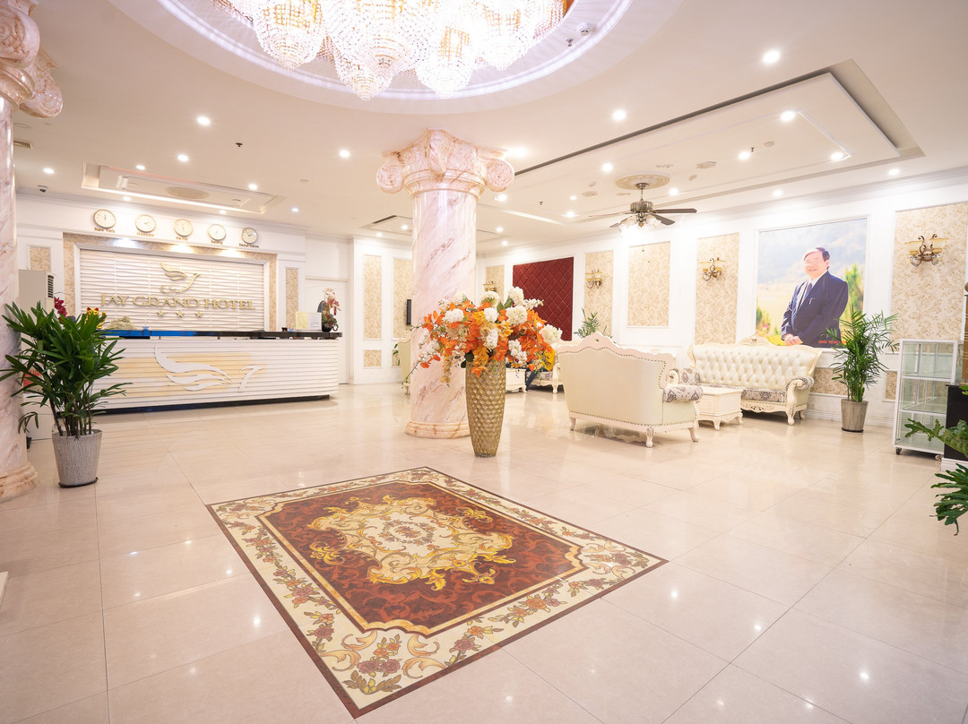 Jay Grand Hotel主图