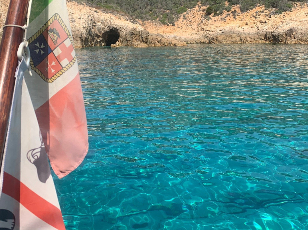 Famar Vacanze-Sarroch必去景点