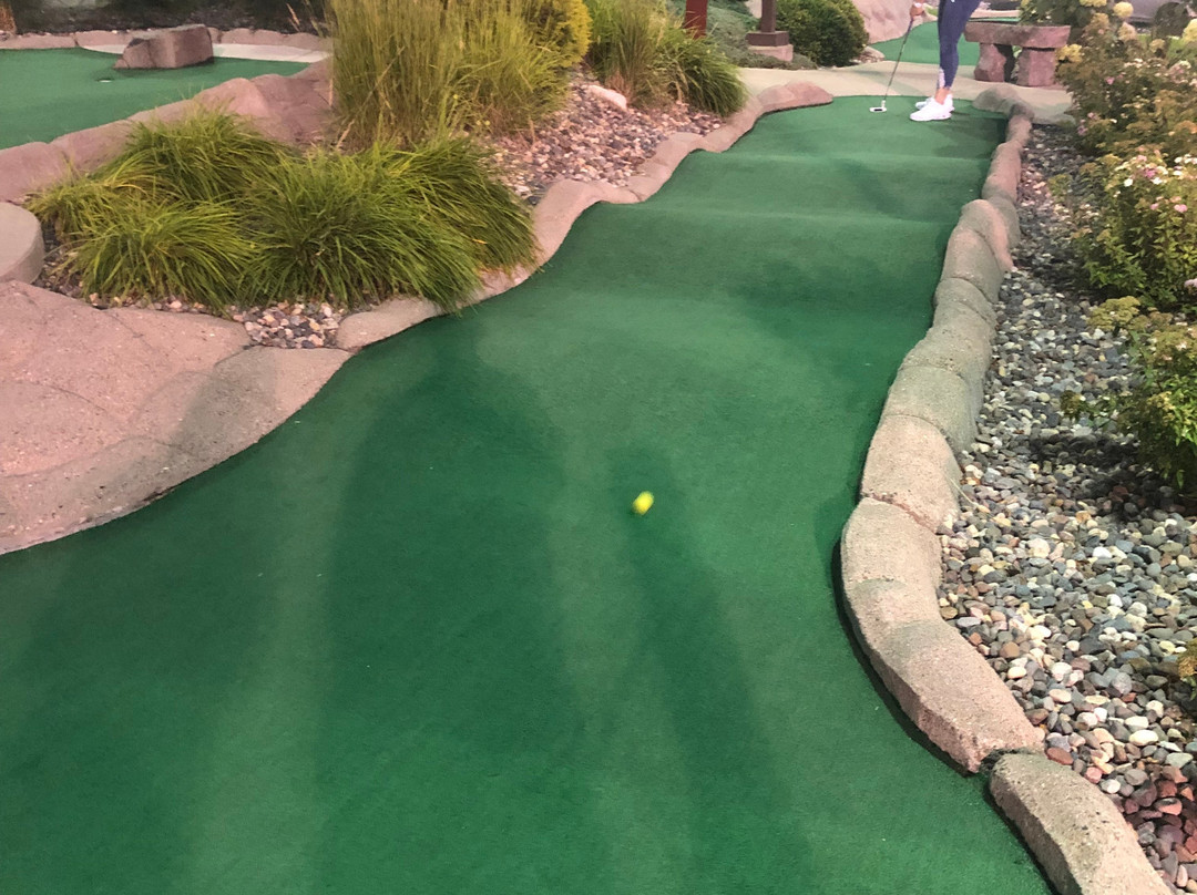 The Links At Dred Scott Miniature Golf景点图片