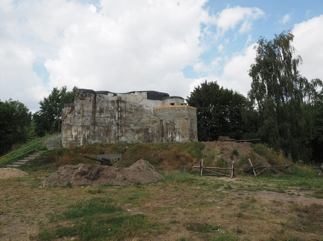 German war bunker B-Werk景点图片