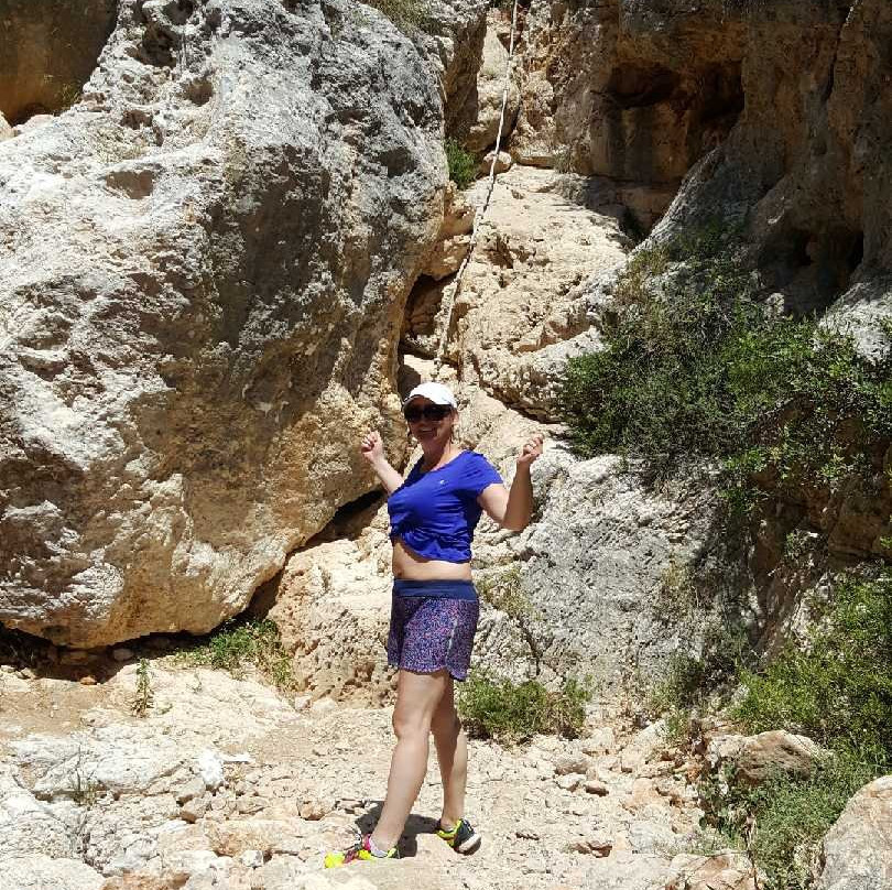 Cala Los Tiestos景点图片