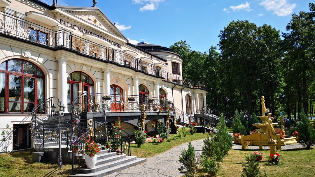 Sanatorium Augustow Palac Na Wodzie Falkowski主图