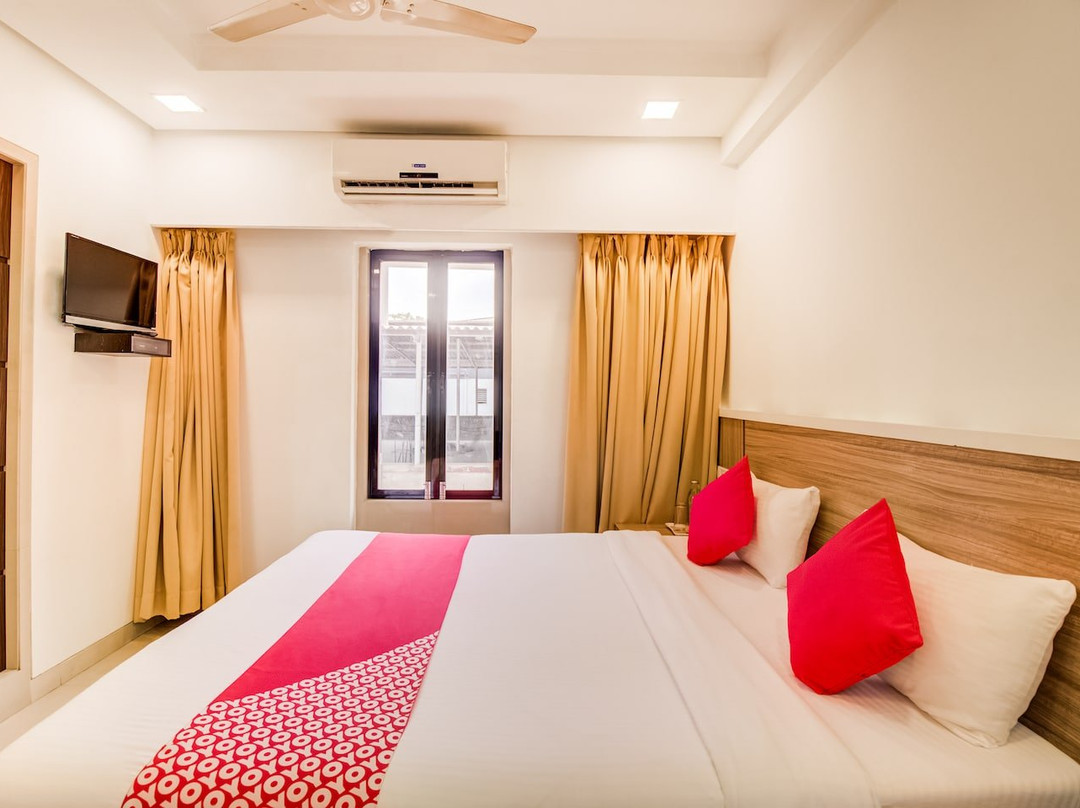 OYO Flagship 29530 Shivaji Chowk主图