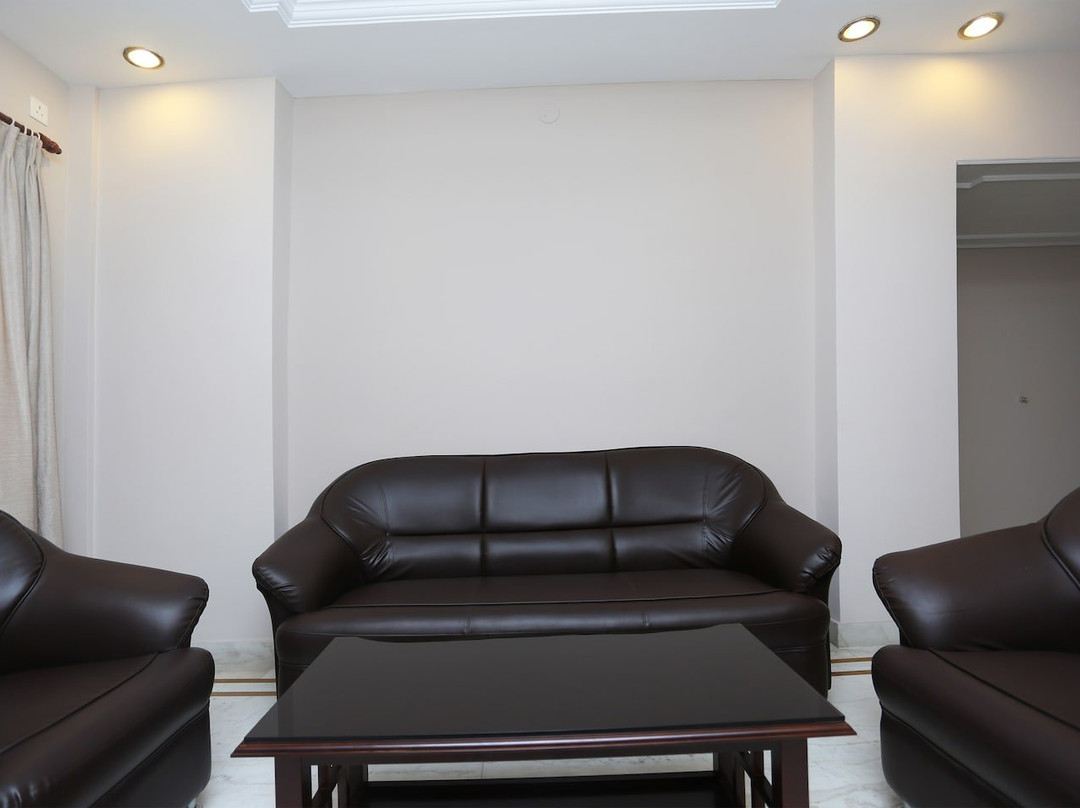 OYO 19855 B S Guest House主图