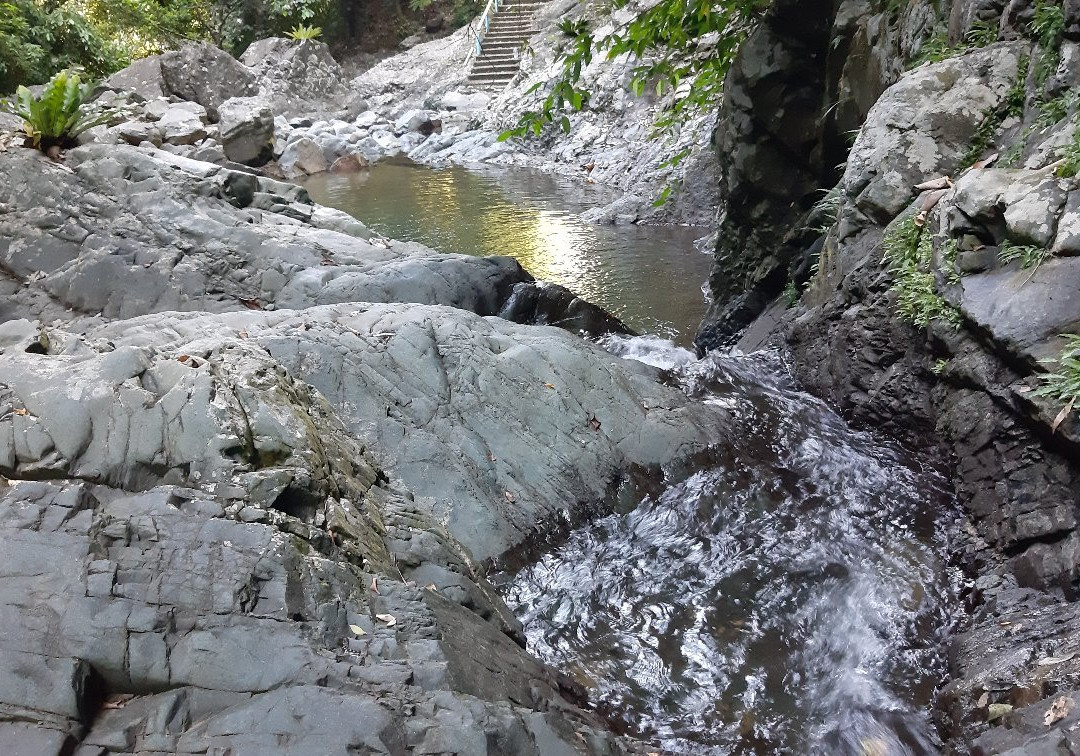 Nahulugan Falls-Virac必去景点