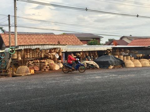 Exotic Laos Travel-琅勃拉邦必去景点