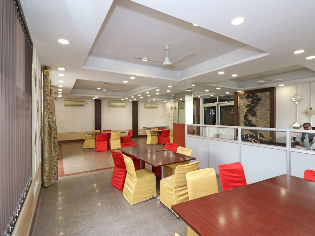 OYO 5741 Grand Highway主图