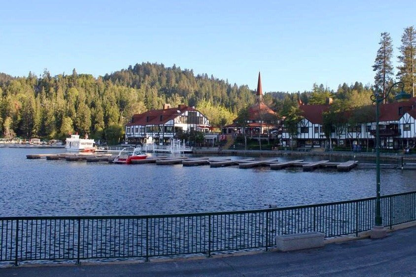 Lake Arrowhead Village景点图片