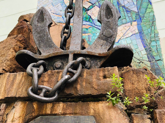 Memorial to Ice-breaker Yermak-摩尔曼斯克必去景点