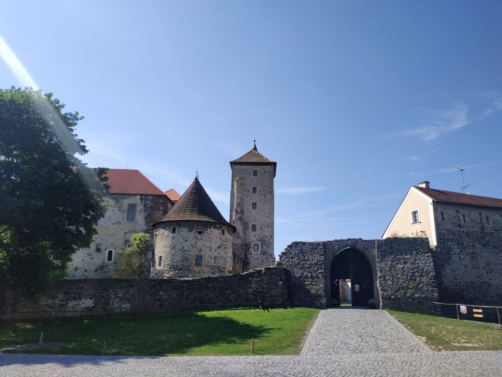 Prichovice旅游景点-Hrad Svihov