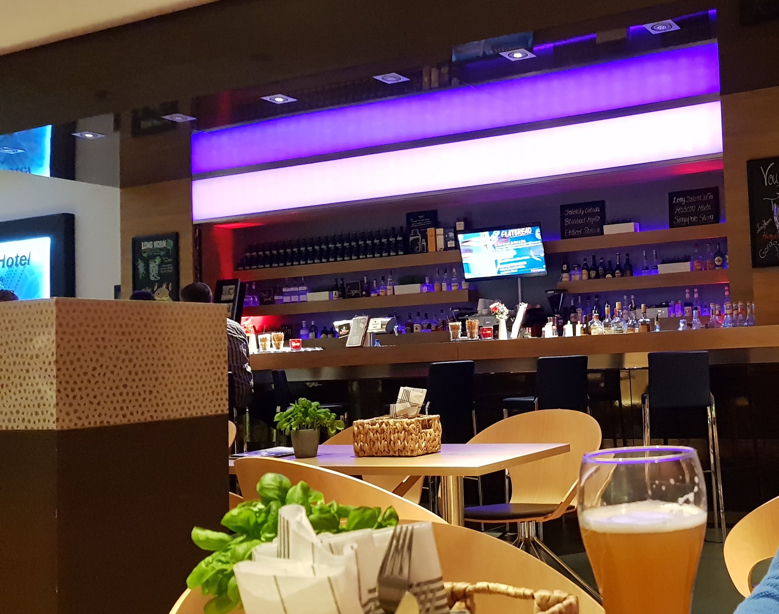 IntercityHotel Leipzig-餐饮
