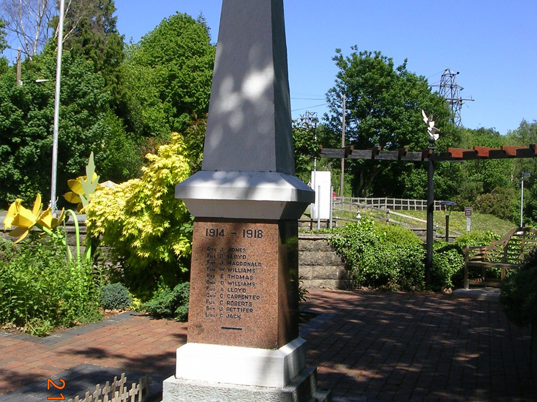Dolgarrog War Memorial景点图片