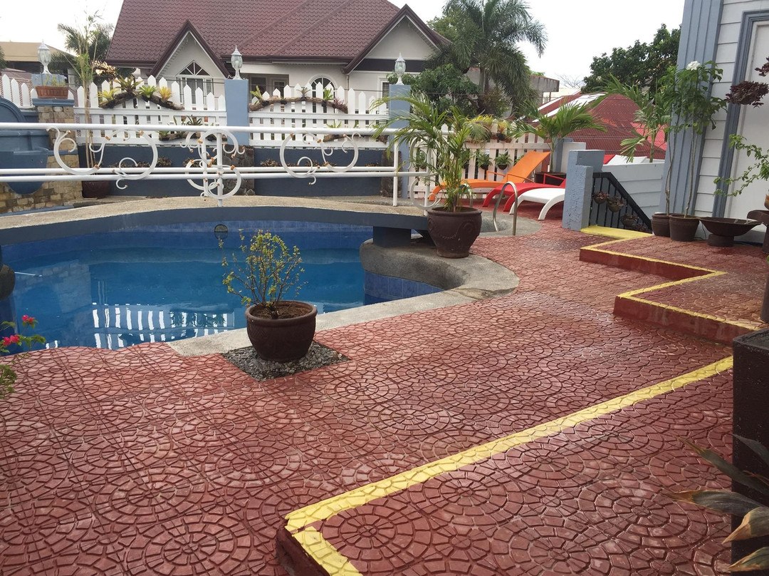 Grand Peninsula Suites主图