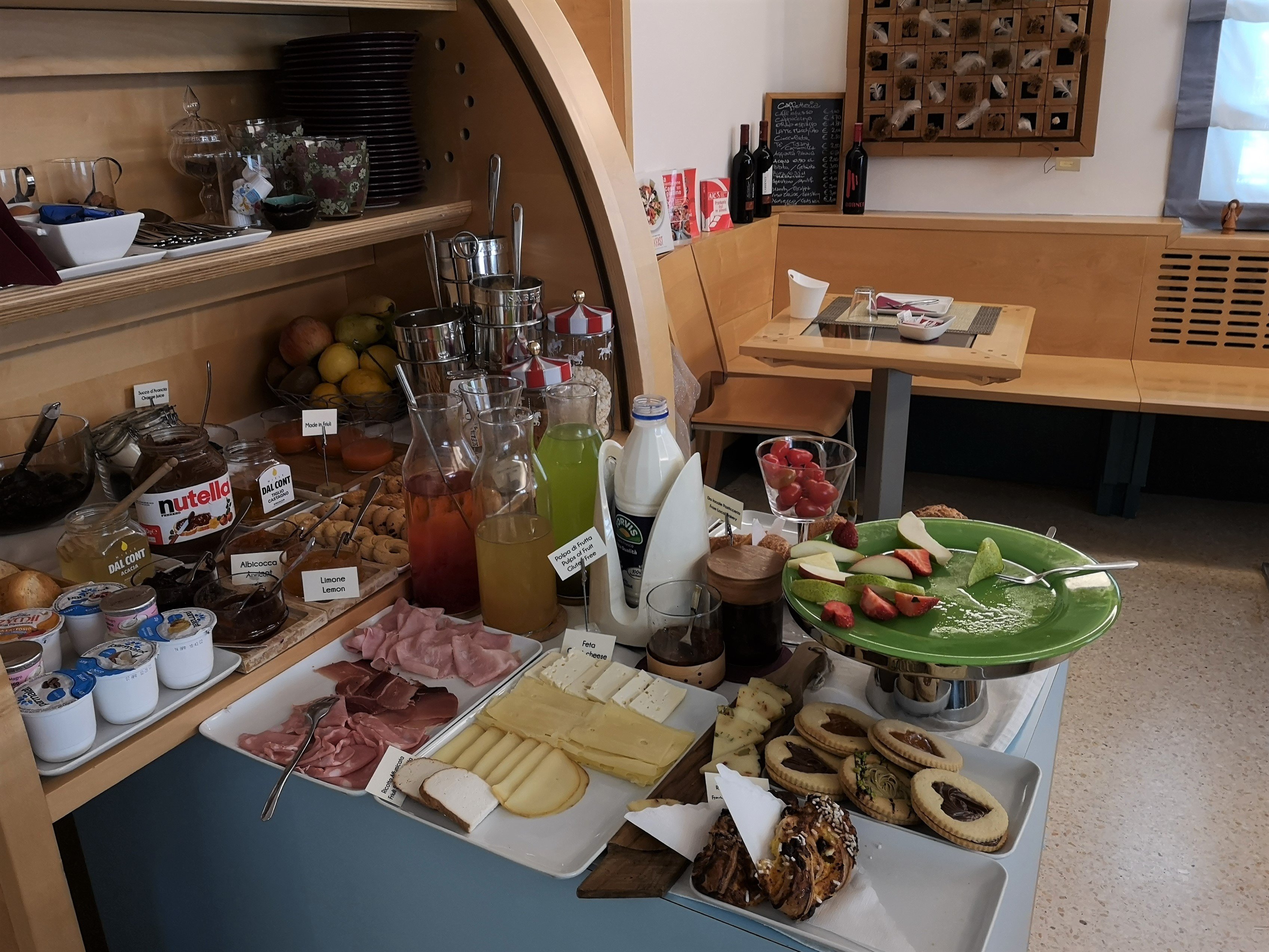 Hotel Suite Inn-餐饮