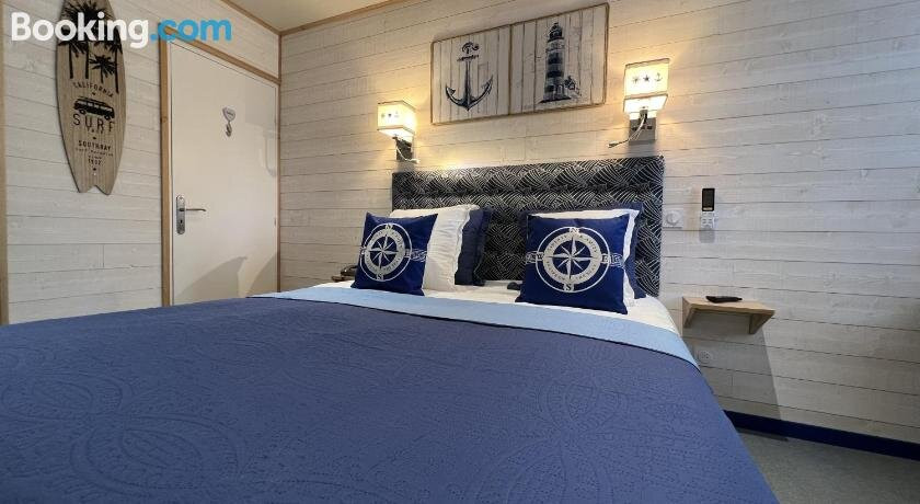 Domaine De Roullet - Hôtel主图