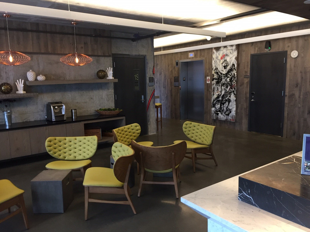 The Preston House & Hotel主图