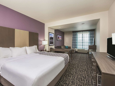 伊尼德拉昆塔温德姆套房酒店主图