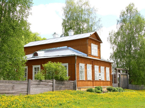 Pasegovo旅游景点-Viktor and Apollinary Vasnetsovy House Museum