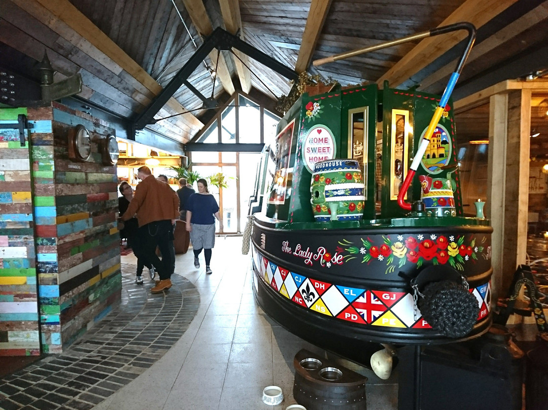 H W Davis Clothing-圣奥古斯丁必去景点