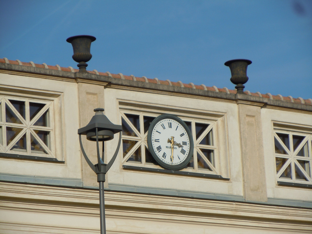 Chateau du Vicomte de Puysegur-Clichy-Sous-Bois必去景点