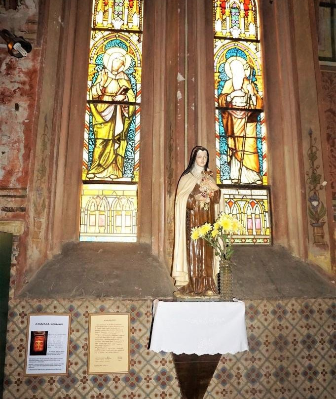 Our Lady of Hungary Church-凯斯特海伊必去景点
