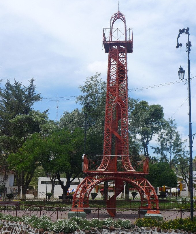 Simon Bolivar Park景点图片