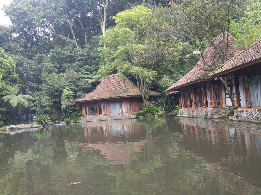 伊玛塞尼曼酒店主图