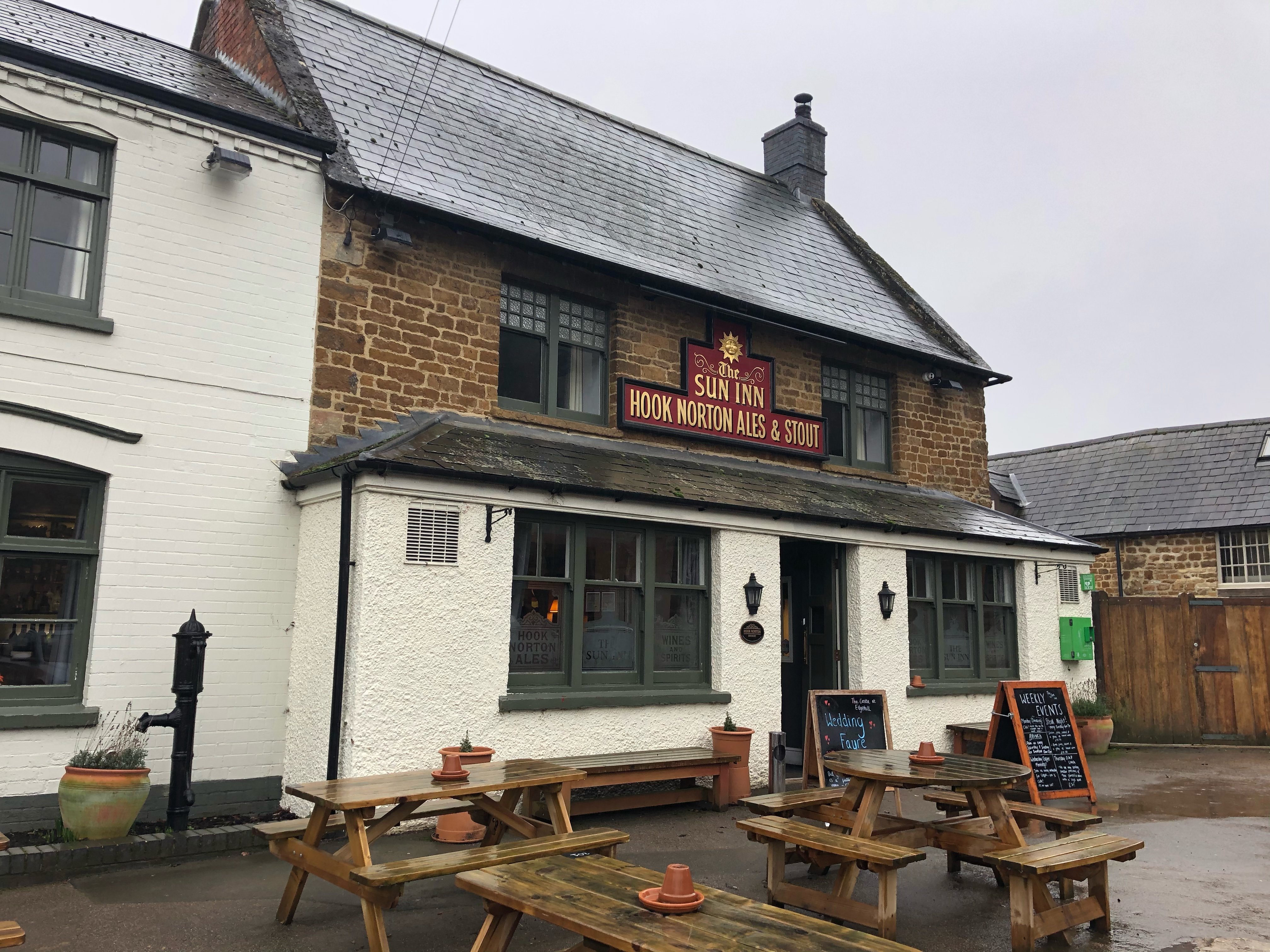 The Sun Inn-餐饮