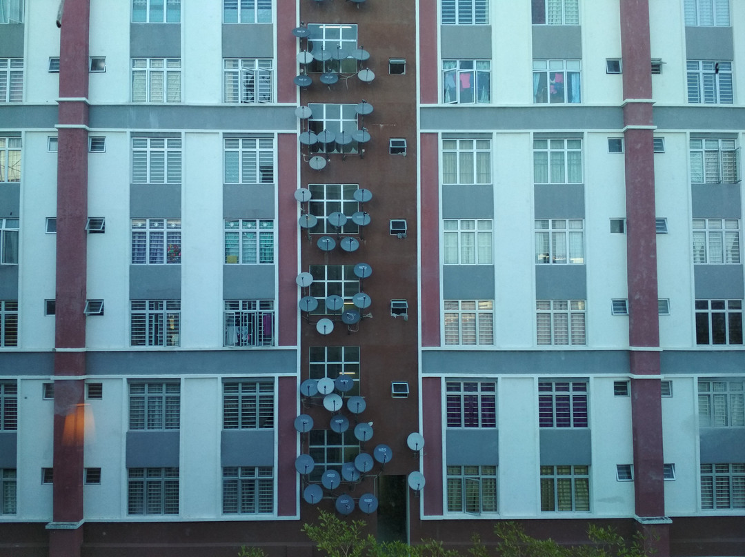 布达丹白金酒店主图