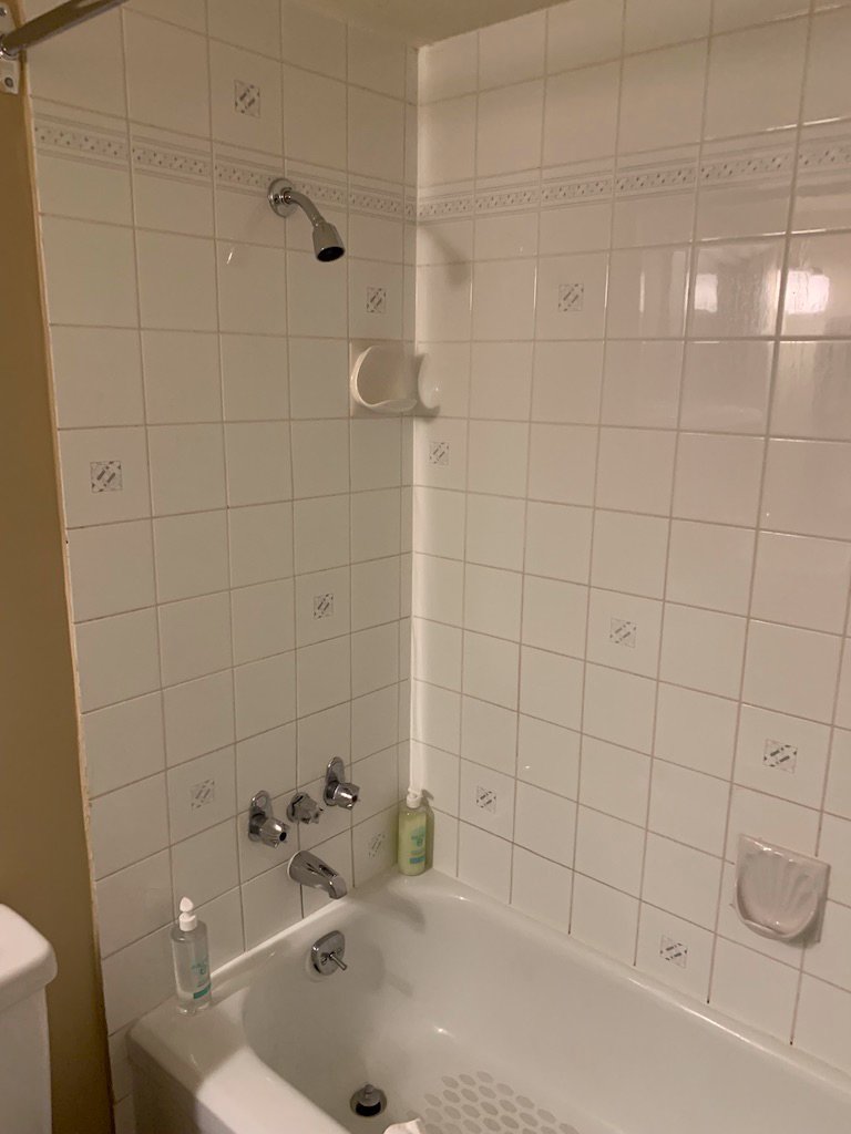 Hotel Penticton, Ascend Hotel Collection-浴室