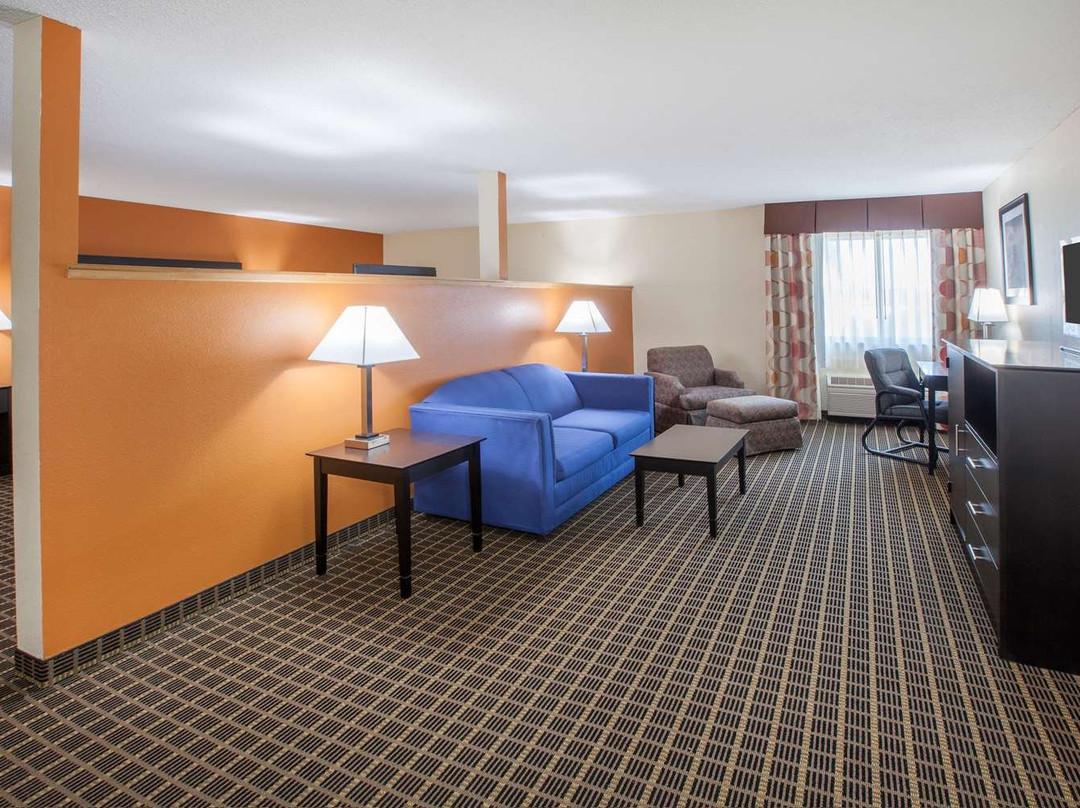 Baymont by Wyndham South Haven主图