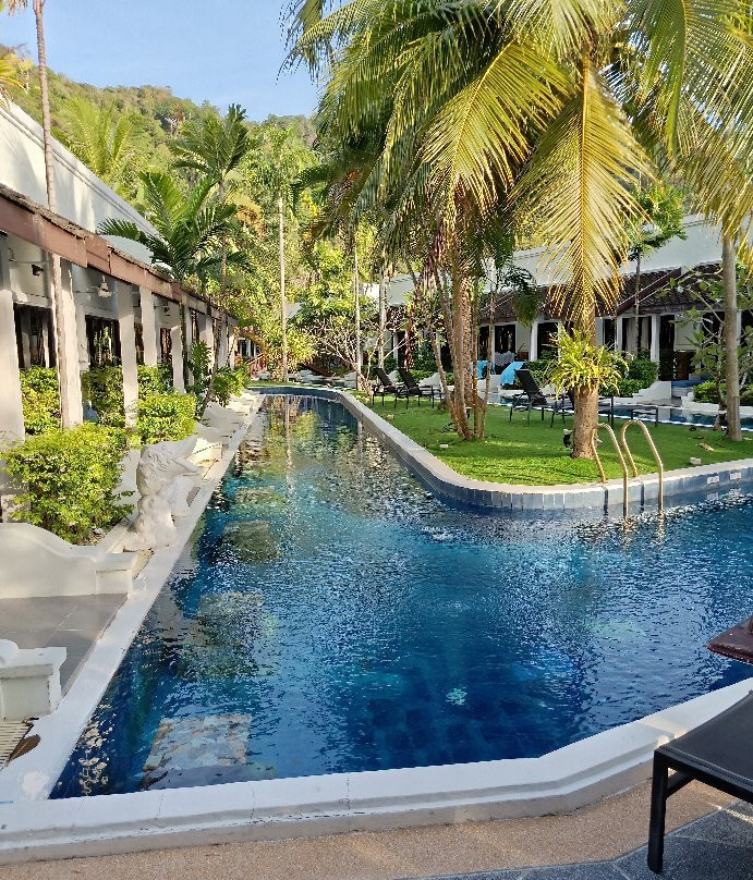 普吉岛阿克塞斯度假村及别墅主图