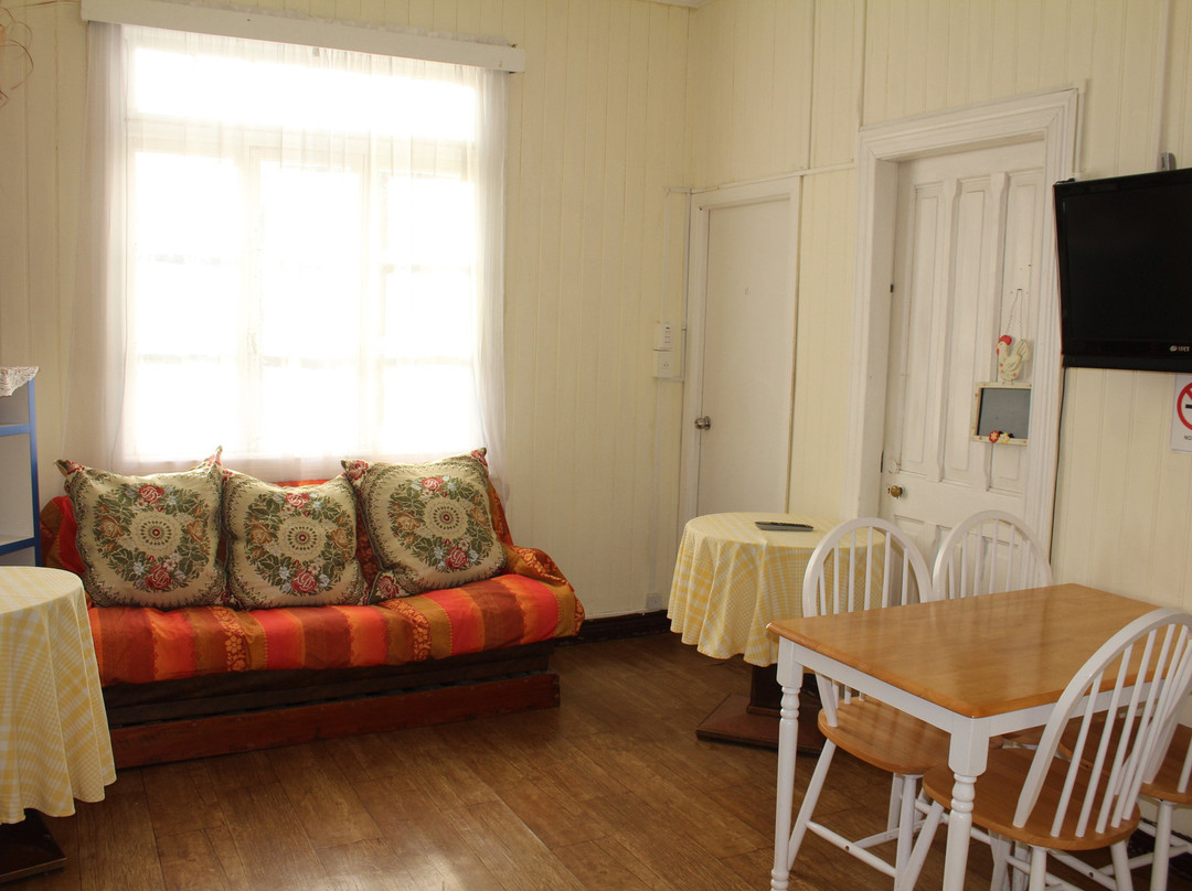 艾尼尔旅馆主图