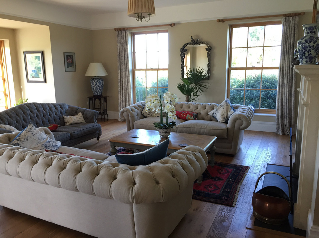Nyland Manor & The Stables主图