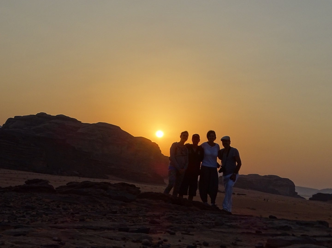 Space Village Luxury Camp主图