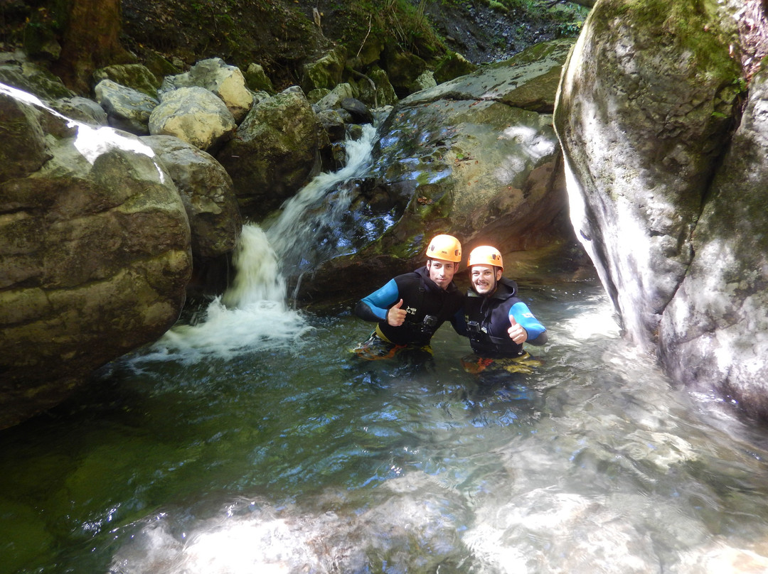 Grimpe et Eaux : Canyoning, escalade et via ferrata景点图片