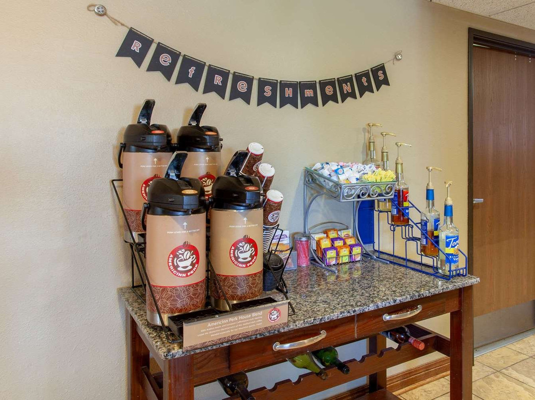 AmericInn by Wyndham St. Cloud主图