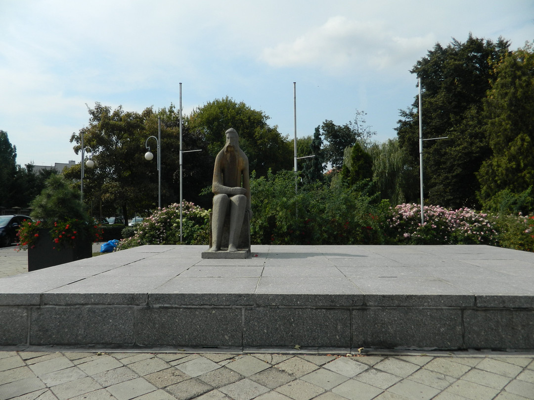 Pomnik Adama Asnyka景点图片