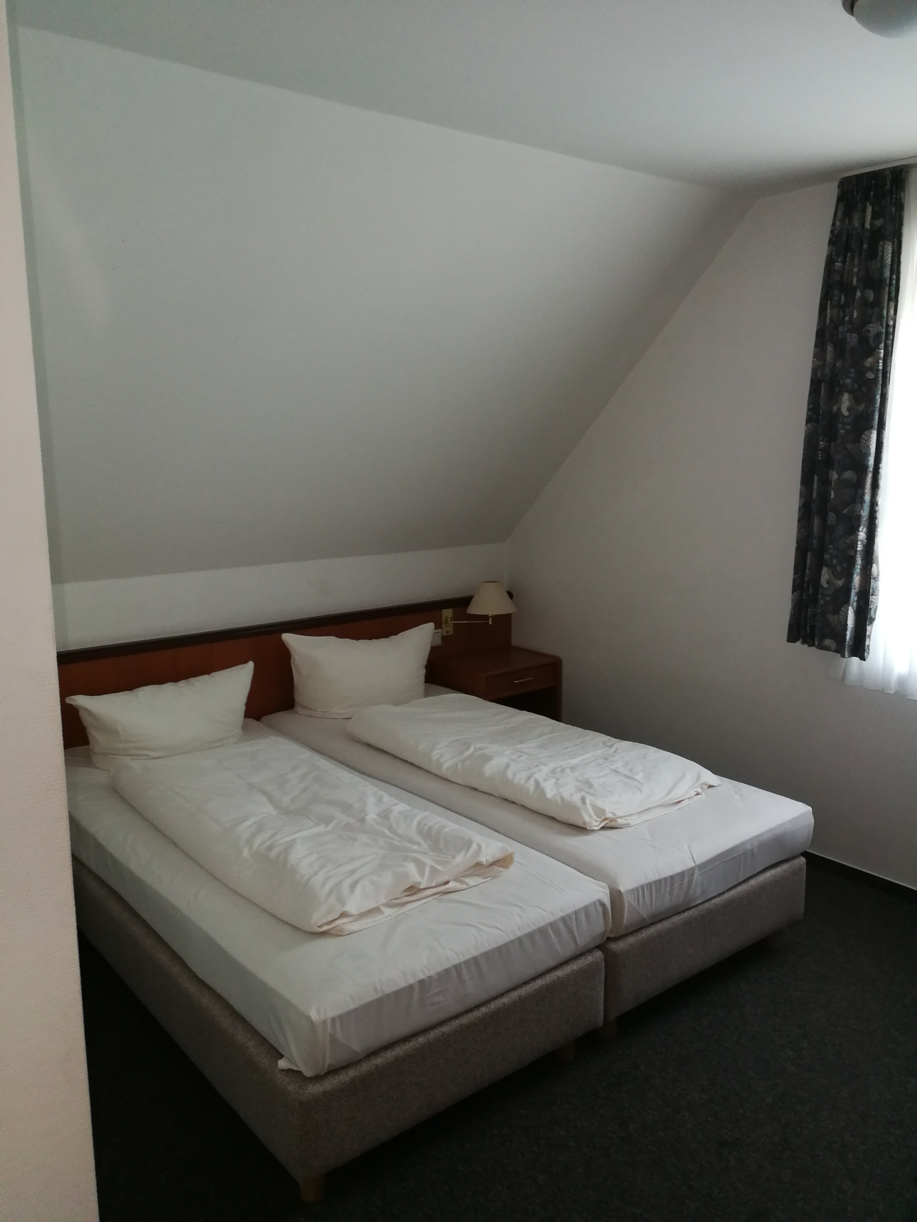 Hotel Zur Linde-官方