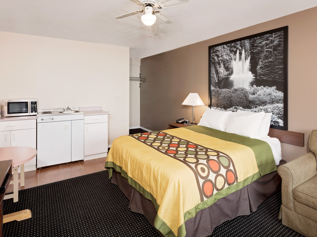 梅里特酒店住宿-Sage Inn Merritt