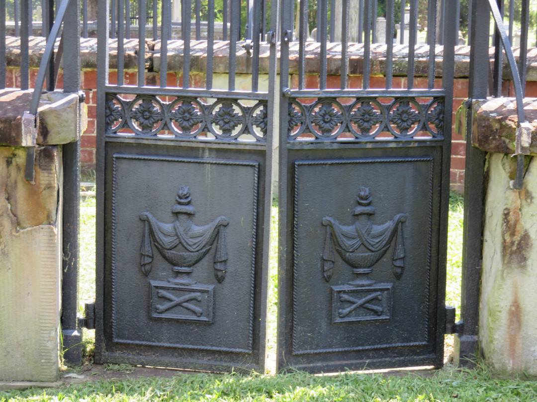 Blandford Church and Cemetery景点图片