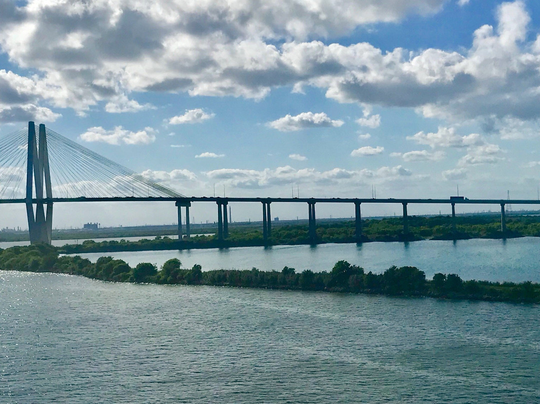 Fred Hartman Bridge-Baytown必去景点