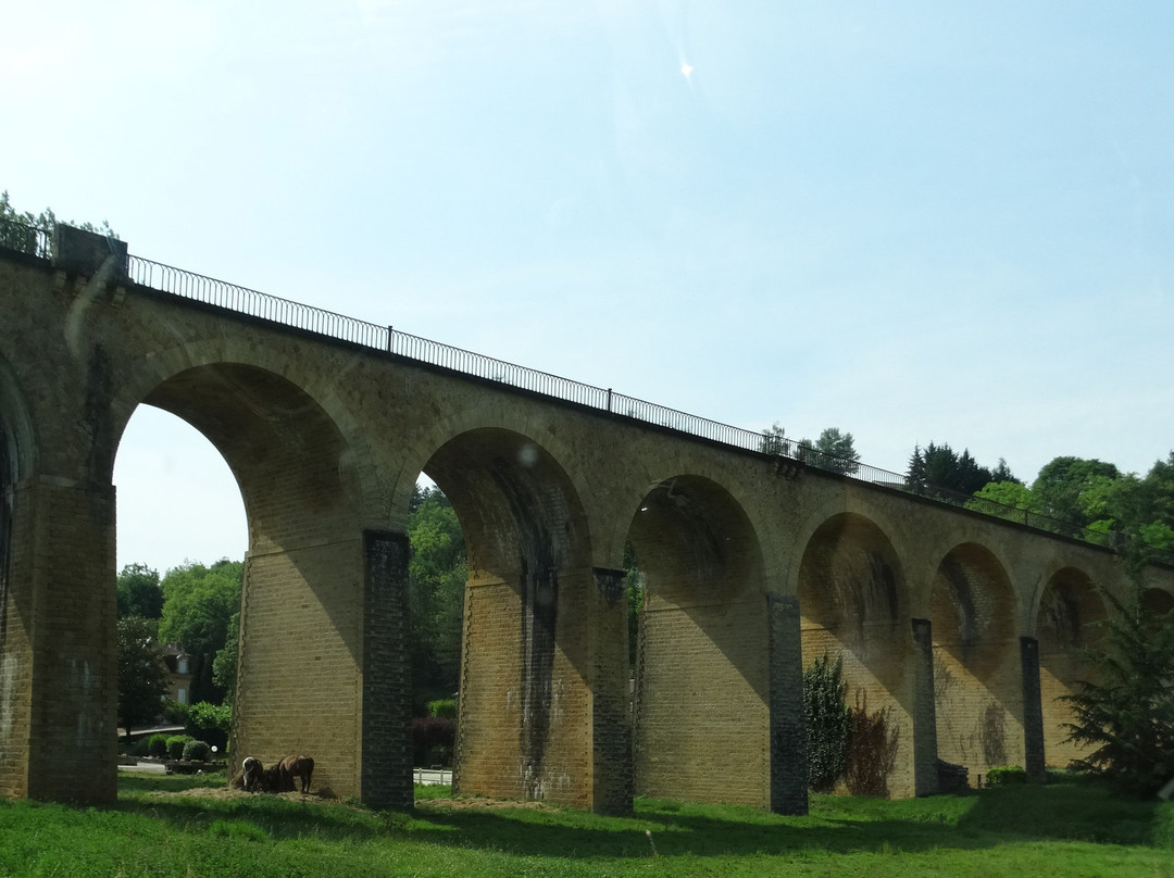 Viaduct de Belves景点图片