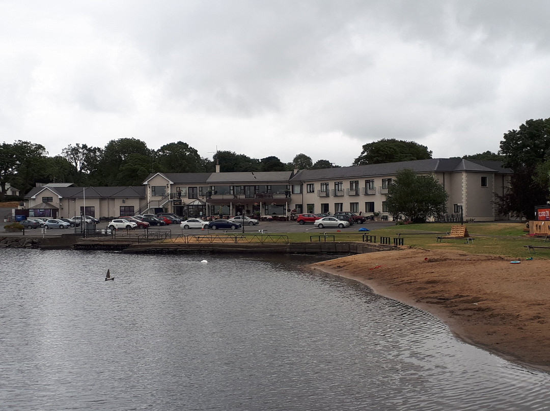 Lakeside Manor Hotel主图