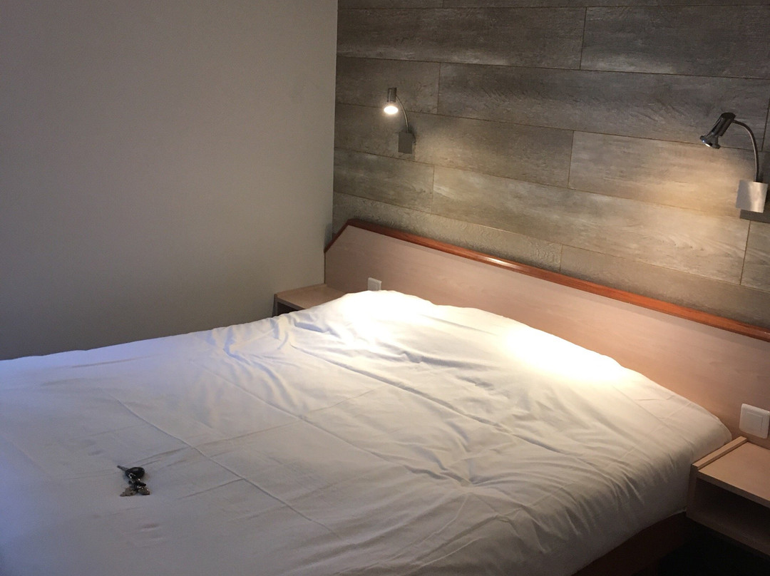 法斯特酒店主图