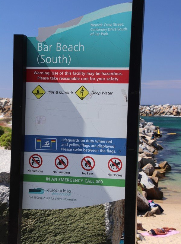Safety Bar Beach (South)景点图片