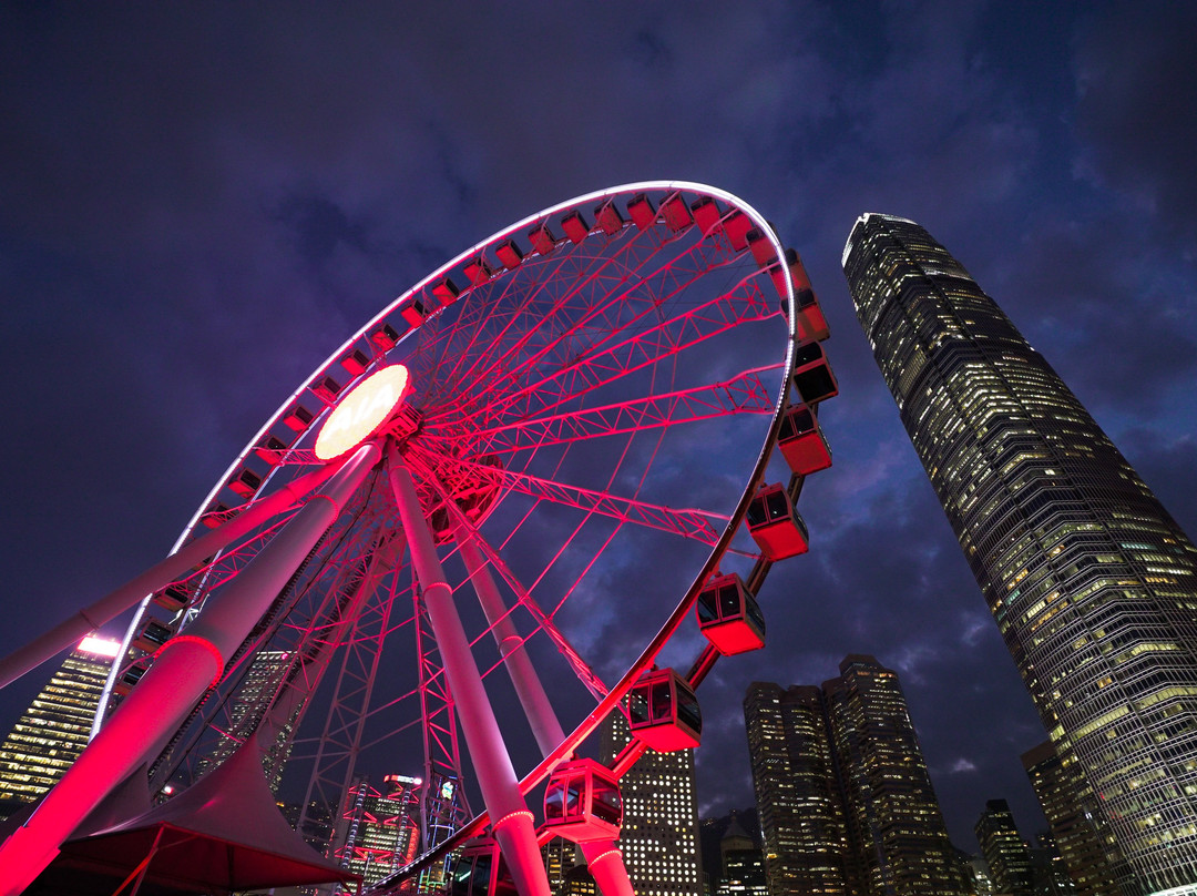 中环海滨摩天轮-香港必去景点